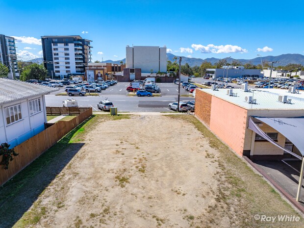 70 BOLSOVER STREET, ROCKHAMPTON CITY